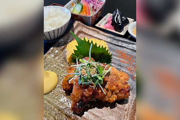 鶏の味噌漬焼とたまご焼定食